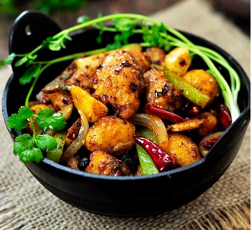 ������u������