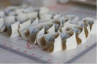 ����i����Q�����