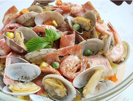 蛤蜊鮮蝦奶油燒的做法 蛤蜊鮮蝦奶油燒的做法