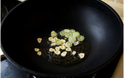 ��֭��Ƥ�їl�������D�Ĳ��E