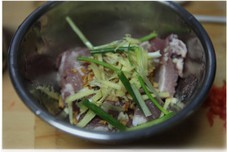 ��֭���Źǵ������D�Ĳ��E