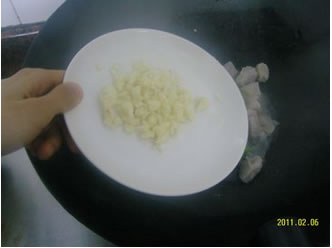 蒜香芋頭茼蒿的做法圖文步驟