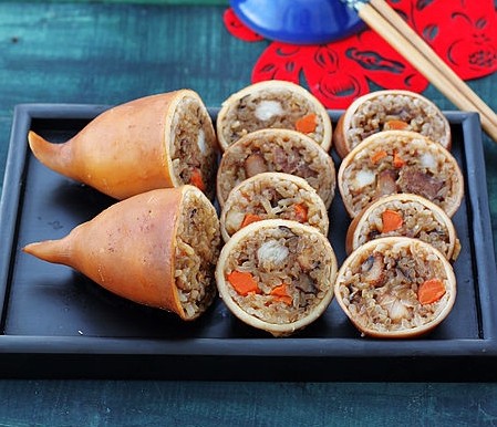 ���~���c������