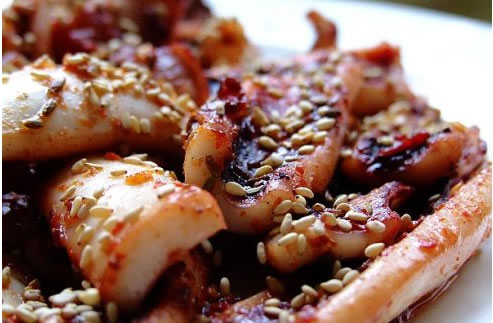 �F������~�������D�Ĳ��E