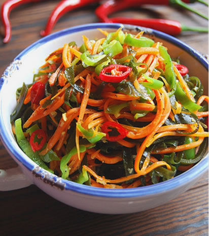 ���}���������z������