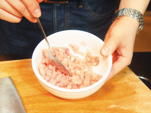 �}���ɳ�������D�Ĳ��E