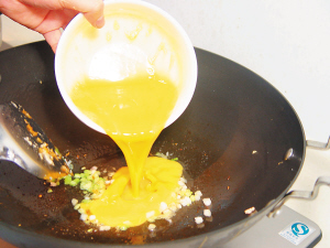 �}���ɳ�������D�Ĳ��E