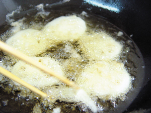 �r����ըźƬ�������D�Ĳ��E