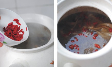 牛尾鮮菌湯煲的做法圖文步驟