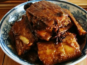 �����~������