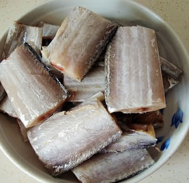 �����~�������D�Ĳ��E