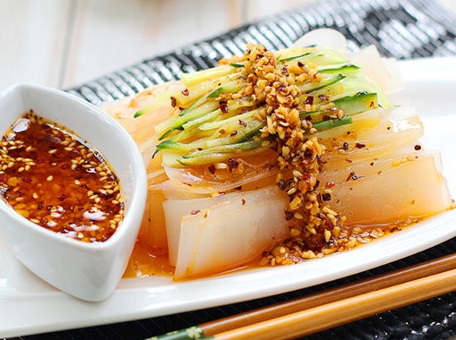 西安小吃涼皮的做法 西安小吃涼皮的做法