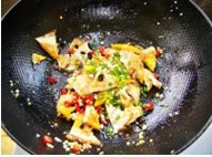 С���ɰ����������D�Ĳ��E