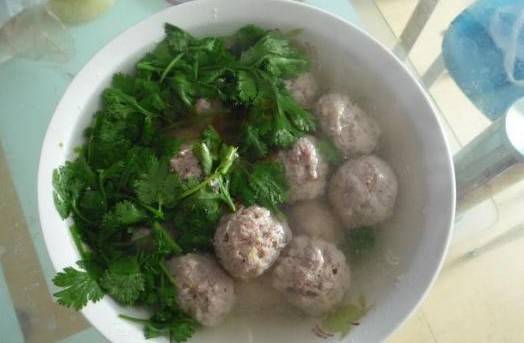 家常羊肉丸湯的做法 家常羊肉丸湯的做法