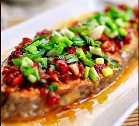剁椒蒸海魚塊的做法 剁椒蒸海魚塊的做法