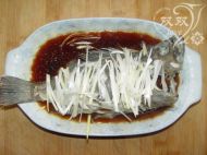 �������^�~�������D�Ĳ��E