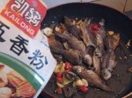 ��ζ���~�������D�Ĳ��E