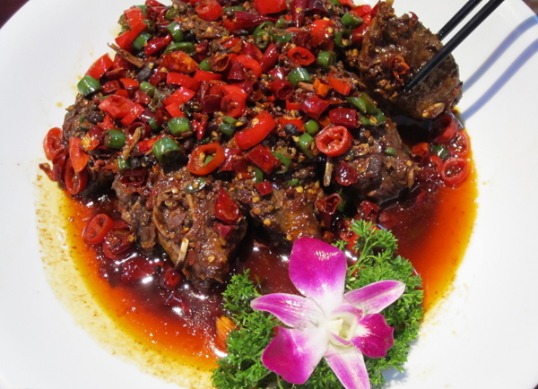 �������^������