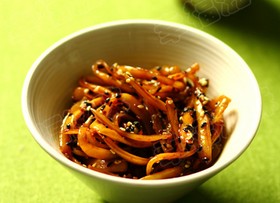 �������~�z������