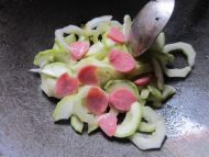 �㳴�˹ϵ������D�Ĳ��E