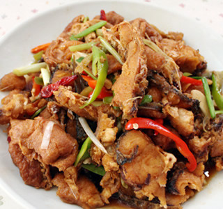 �S�F�~������