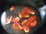 �ļ��B(y��ng)���������ѵ������������D�Ĳ��E