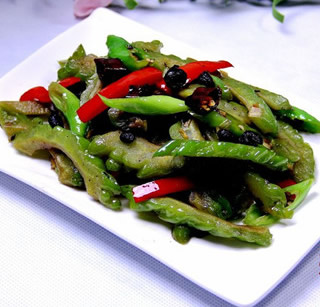 干煸苦瓜的做法 干煸苦瓜的做法