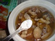 �ļ��B(y��ng)�����������u���������D�Ĳ��E