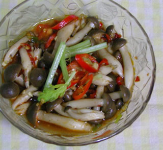 五彩熗蟹味菇的做法 五彩熗蟹味菇的做法