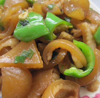 尖椒肉皮的做法 尖椒肉皮的做法