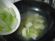 �ļ��B(y��ng)�����������rƤ���������D�Ĳ��E