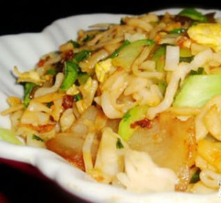 白菜炒面的做法 白菜炒面的做法