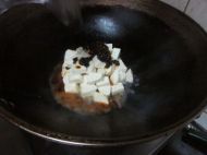 �����������K�������D�Ĳ��E