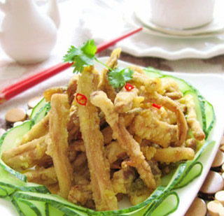 咸蛋黃茶樹(shù)菇的做法 咸蛋黃茶樹(shù)菇的做法