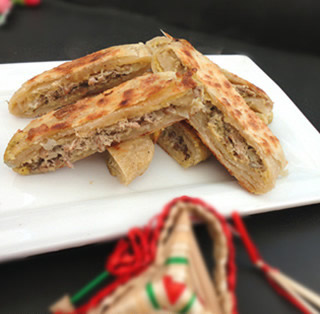 黑椒灌餅的做法 黑椒灌餅的做法