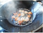 ��ը�r�ʵ������D�Ĳ��E