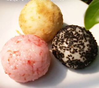 ��ɫ���������