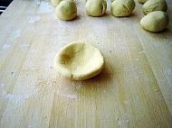 ����~�N����������D�Ĳ��E