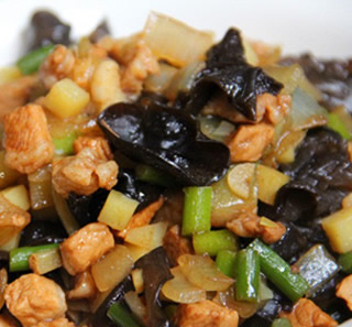木耳炒四丁的做法 木耳炒四丁的做法