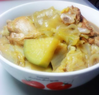 白菜粉皮燉雞的做法 白菜粉皮燉雞的做法