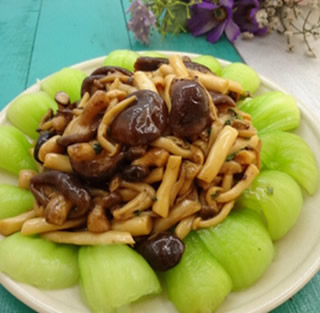 鮑汁扣三菇的做法 鮑汁扣三菇的做法
