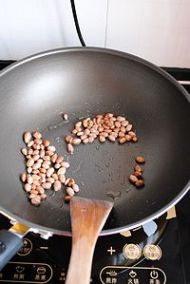 �ֲ�С�����������D�Ĳ��E