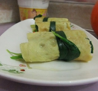 ��ɫ����������