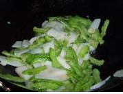 ���ɽˎƬ�������D�Ĳ��E