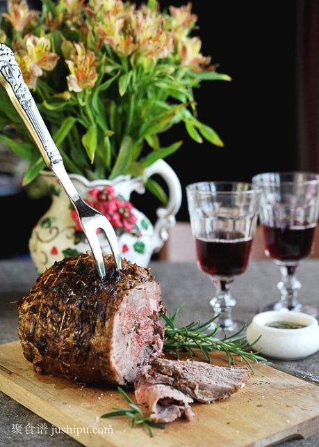 烤澳洲去骨網(wǎng)紋羊腿的做法 烤澳洲去骨網(wǎng)紋羊腿的做法