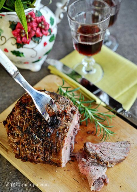 解析西餐 烤澳洲去骨網(wǎng)紋羊腿的做法 www.sk010.cn
