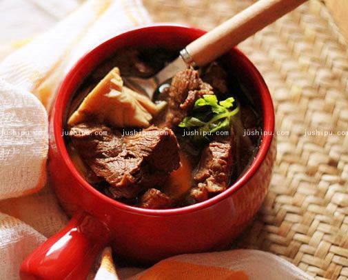 冬筍牛腱養(yǎng)氣湯的做法 www.sk010.cn