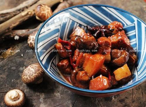 營(yíng)養(yǎng)葷菜 香菇燉肉的做法 營(yíng)養(yǎng)葷菜 香菇燉肉的做法