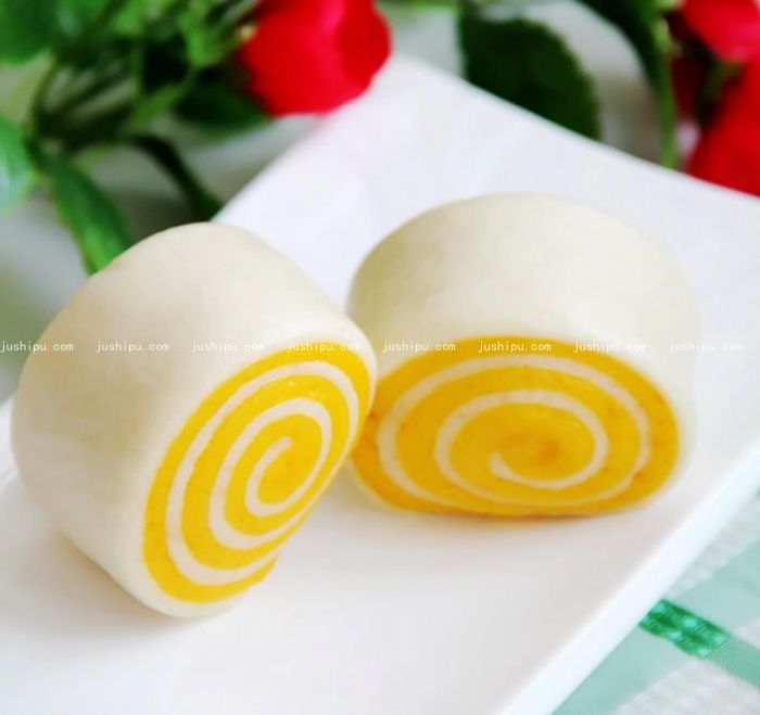 南瓜饅頭卷的做法 www.sk010.cn