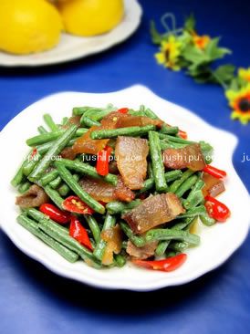 �������D�������